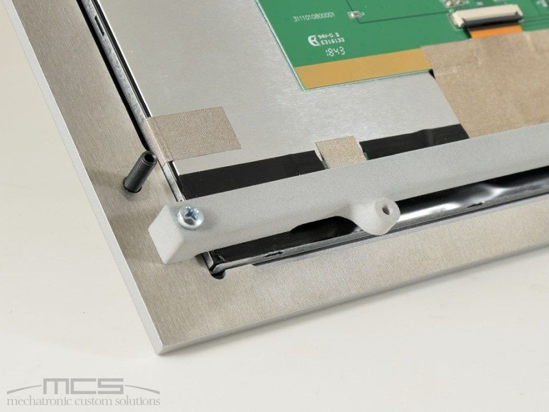 Cornici per display LCD - un dettaglio che può valorizzare il tuo prodotto - 3