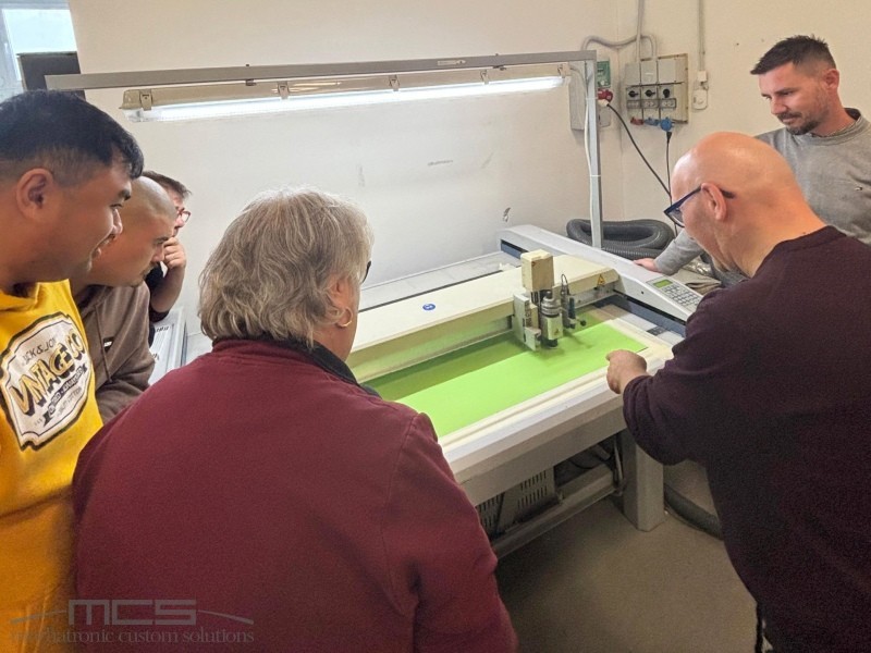 MCS dona un plotter digitale alla cooperativa L' Eco Papa Giovanni XXIII - 8