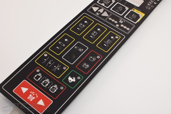 Tastiera-a-membrana-con-lampada-elettro-luminescente_04