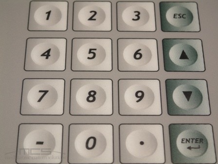 Tastiera-a-membrana-con-pannello-fresato_03