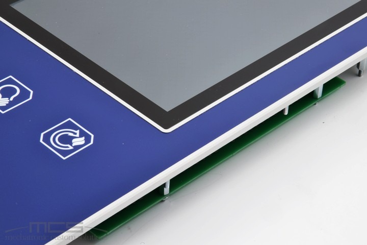 Tastiera-a-membrana-con-supporto-e-display_02