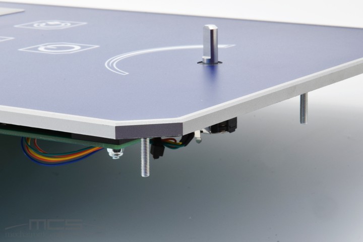 Tastiera-a-membrana-con-supporto-e-display_05