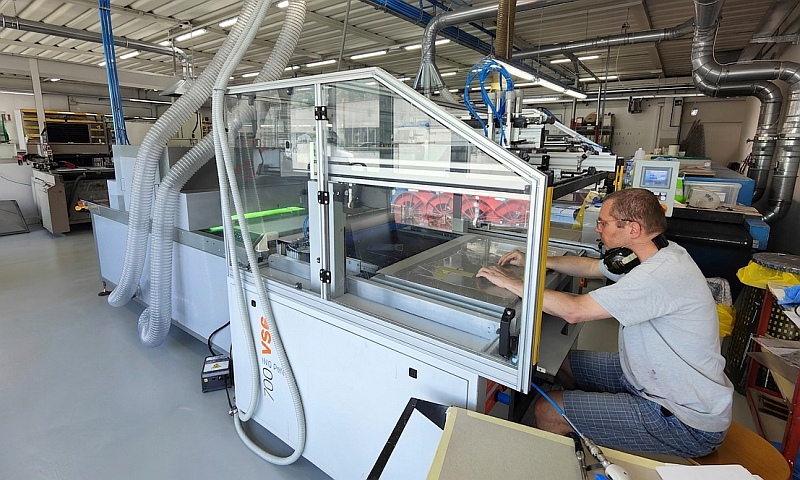 Nuova macchina del reparto serigrafico - (1)